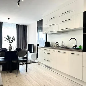 https://apt-podwrcowa-self-check-in-20h.hotelswroclaw.com